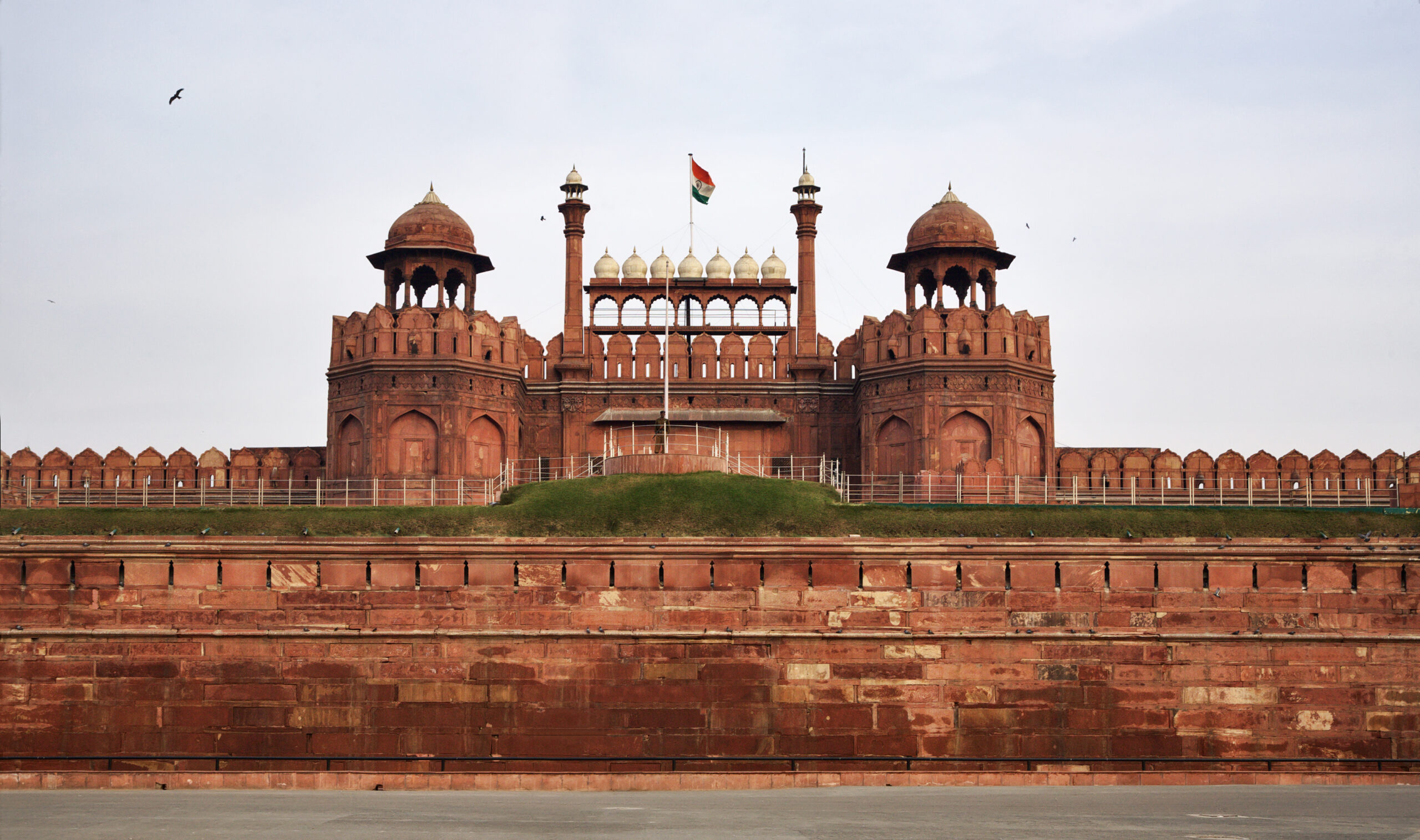 दिल्ली: Red Fort धमाके में डॉक्टर शामिल, पूर्व सह-छात्र को झटका